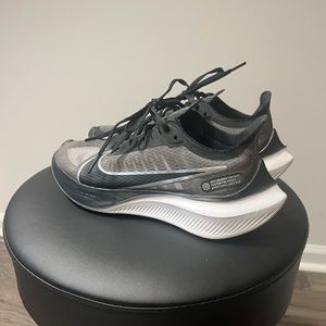 Like New Nike Zoom Gravity. Only worn twice.